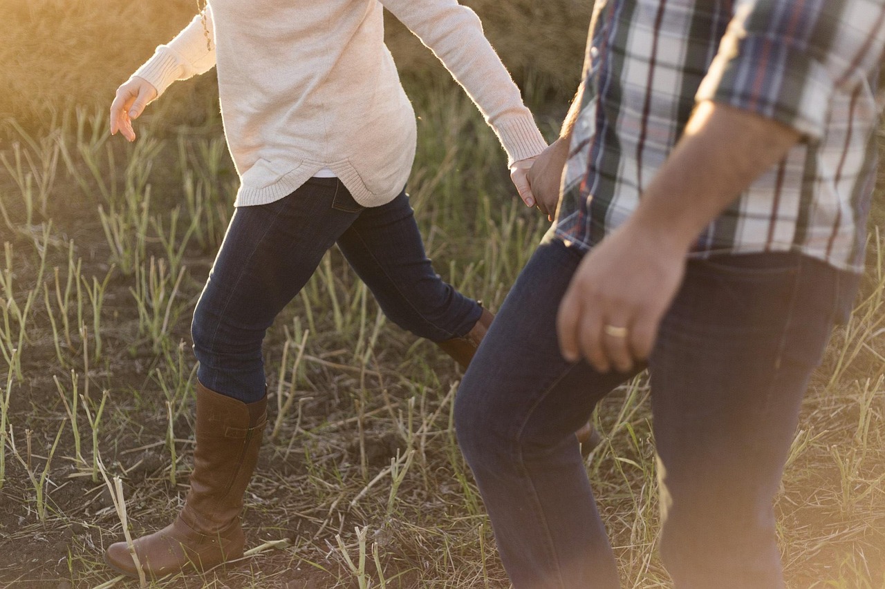 Adult, couple, walking, boots, countryside, girl, grass, leisure, lifestyle, man, outdoors, people, recreation, summer, togetherness, nature, woman, brown grass, brown summer, brown walking, brown tog