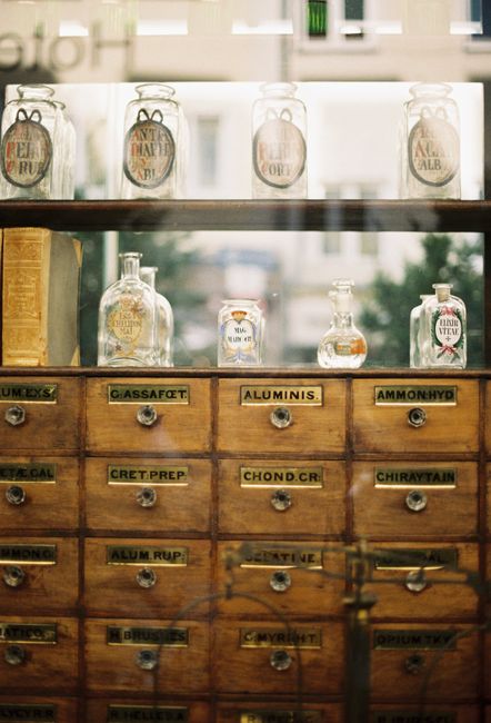 Tapeworm Pills, Sauna Suits and Slimming Soap: Weight-Loss Hoaxes in History